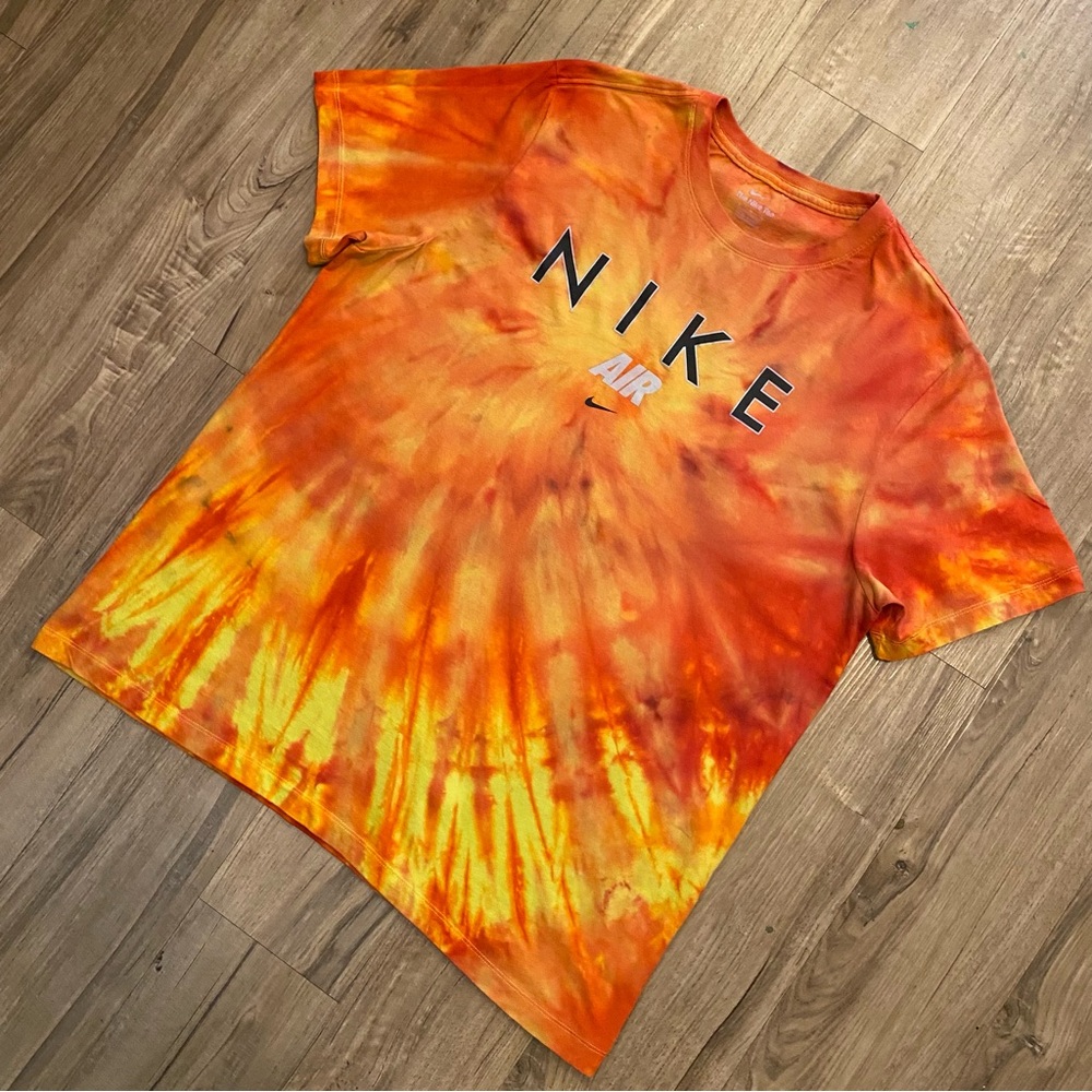 🔥NEW🔥 CUSTOM NIKE TIE DYE MEN’S TEE